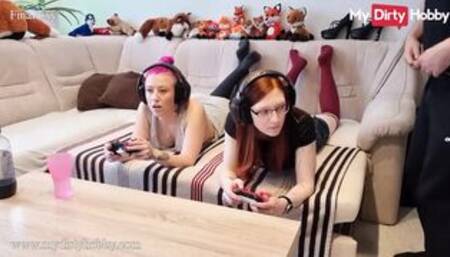 Redhead Cuttie FinaFoxy Loves When Her Stepbrother Gets To Fuck Her In Front Of Her Friend