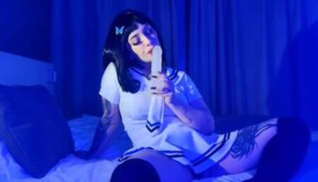 very juicy blowjob from a lustful schoolgirl