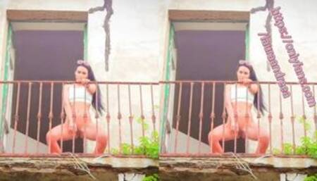OutDoor Abandoned House Balcony Show in Sicilly