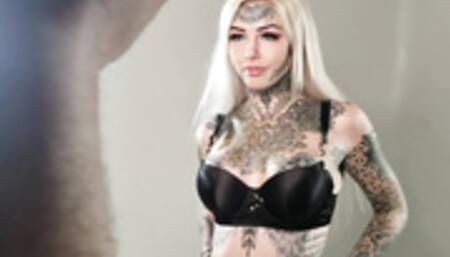 Behind the scenes with tattooed bombshell Amber Luke