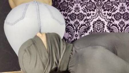 Face Farts In Jeans (Preview)