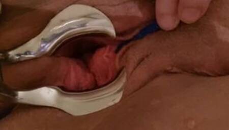 Swedish BBW first time for peehole play with speculum