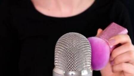 ❀ Mic Brushing ❀