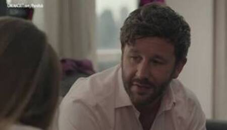 Nudes of Girls Season 2 - Lena Dunham, Shiri Appleby, Jemima Kirke