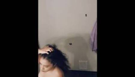 thicc girl masturbating